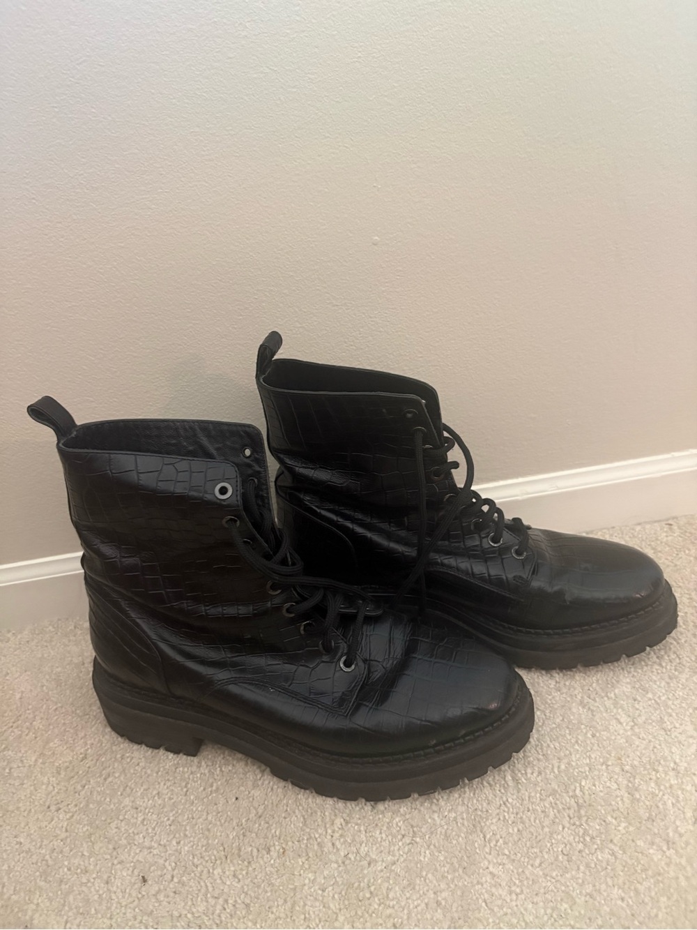 Black Croc-Texture Combat Boots - Women's Lace-Up Moto Boots